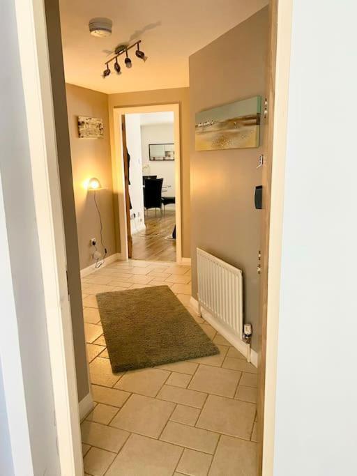 Apartment Waterfoot Escape